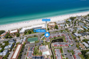 Runaway Bay 201 - New Vacation Rental Fully Refurbished 2018